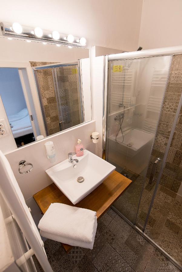 Ultra Central Bohemian Apartment 1 Kluż-Napoka Zewnętrze zdjęcie